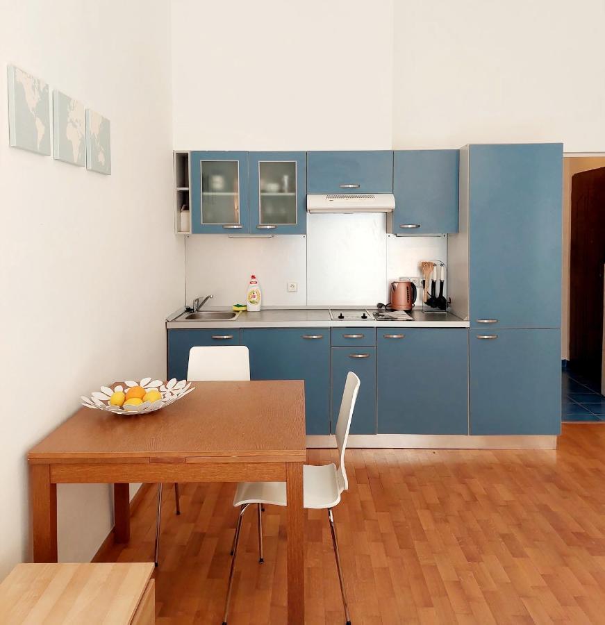 Cozy Studio In Vinohrady Prague Exterior photo